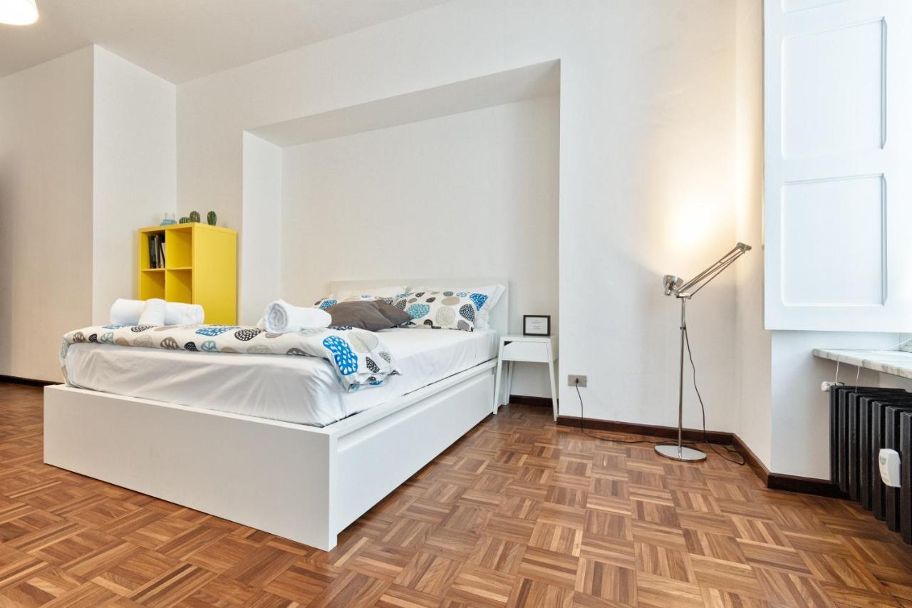 Porta Nuova Shiny Studio Flat Turin Extérieur photo