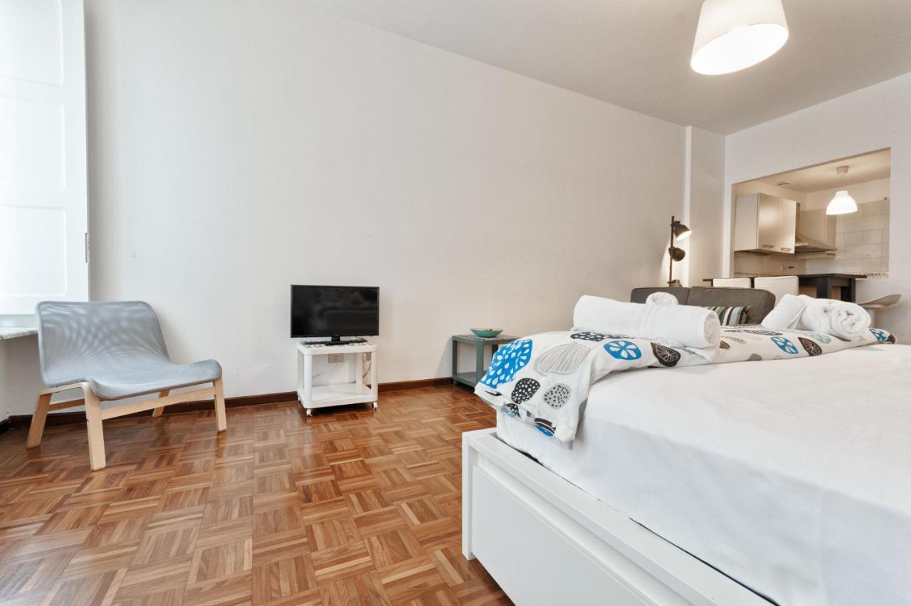 Porta Nuova Shiny Studio Flat Turin Extérieur photo