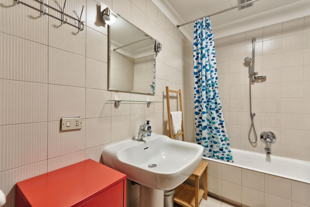Porta Nuova Shiny Studio Flat Turin Extérieur photo
